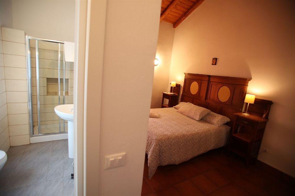 Casale Poggio Del Tiglio Country house