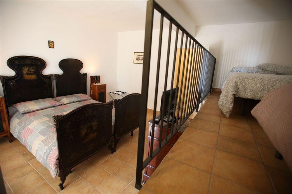 Casale Poggio Del Tiglio Country house Viagrande