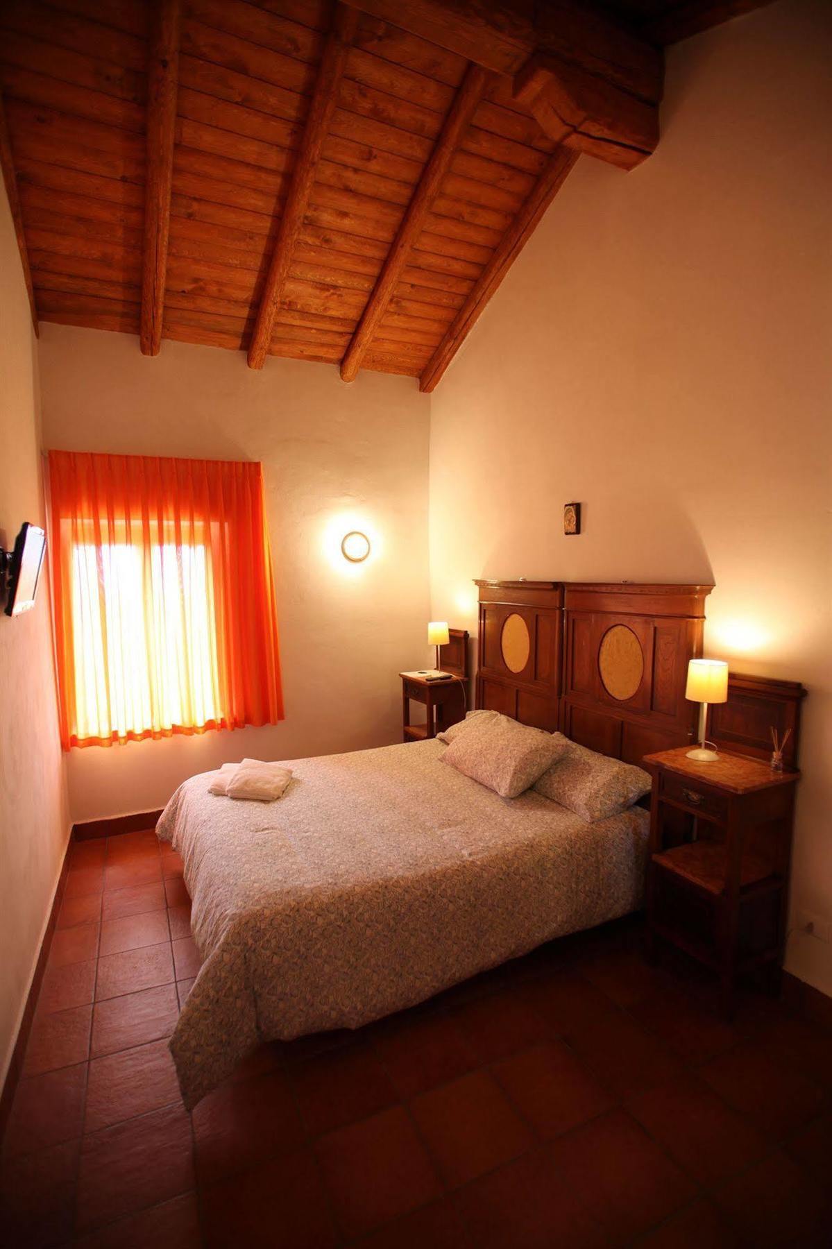 Casale Poggio Del Tiglio Country house